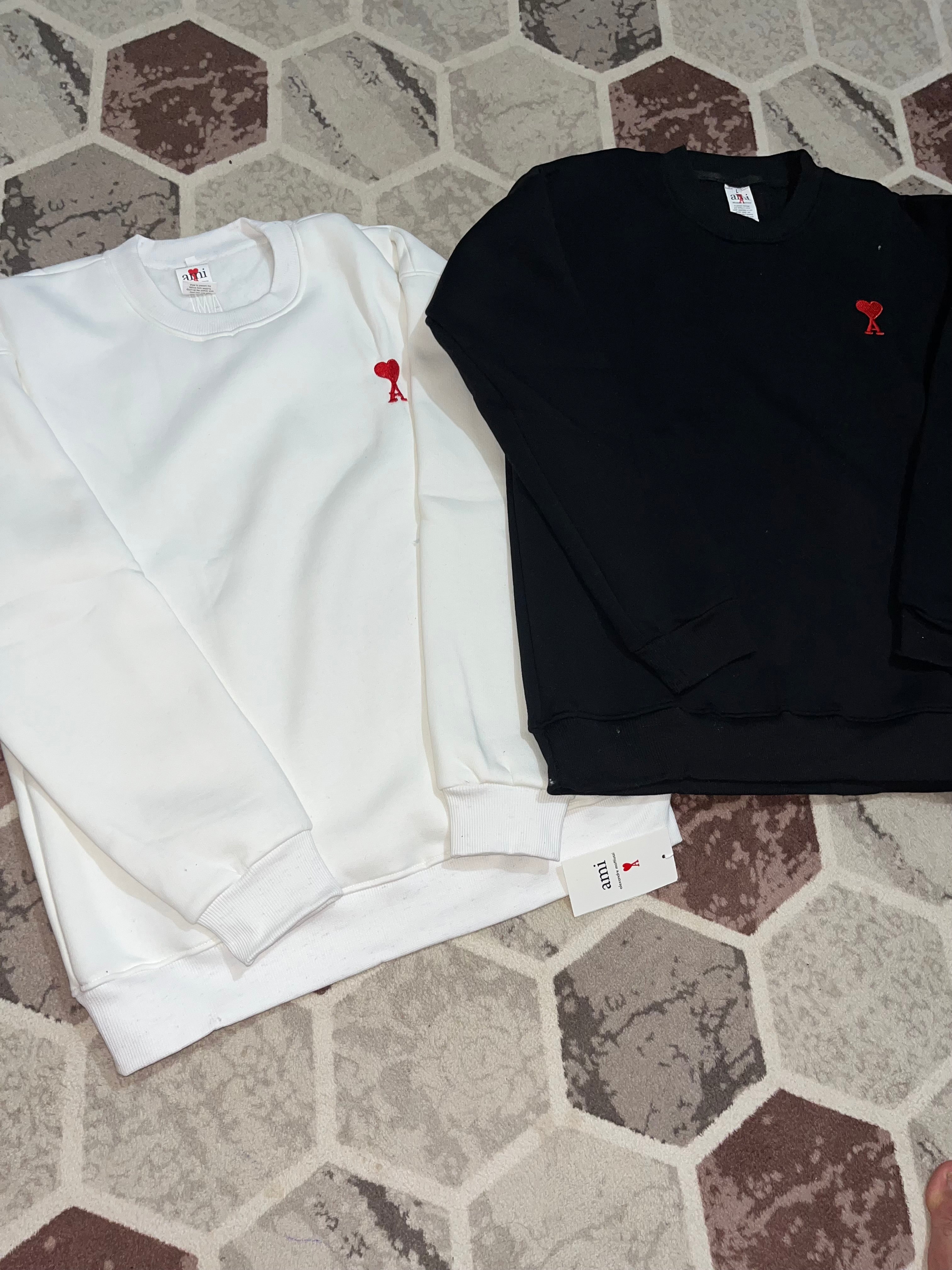 Ami crewneck